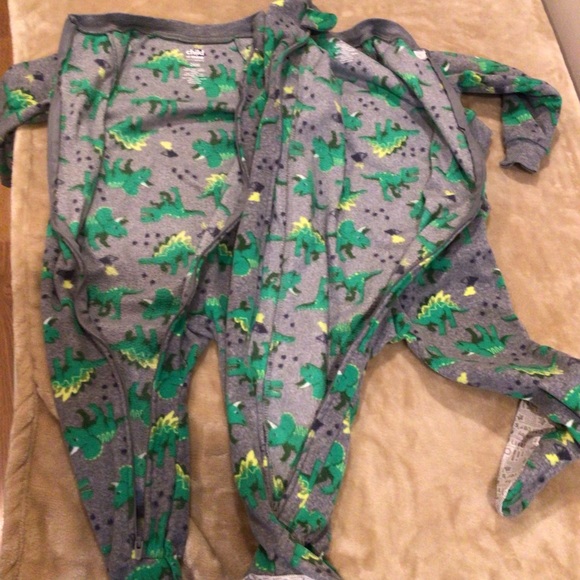 Child Of Mine by Carter’s- Two Fleece Footed Pajamas Size 24 Months - Picture 4 of 6